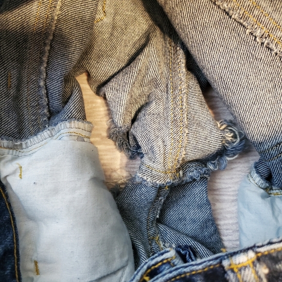 Forever21 Distressed High Rise Shorts Size 26 - Picture 5 of 5